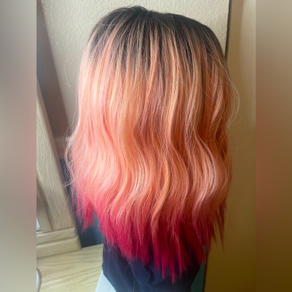 PINK OMBRÉ BEACH WAVE WIG - Picture 2 of 7